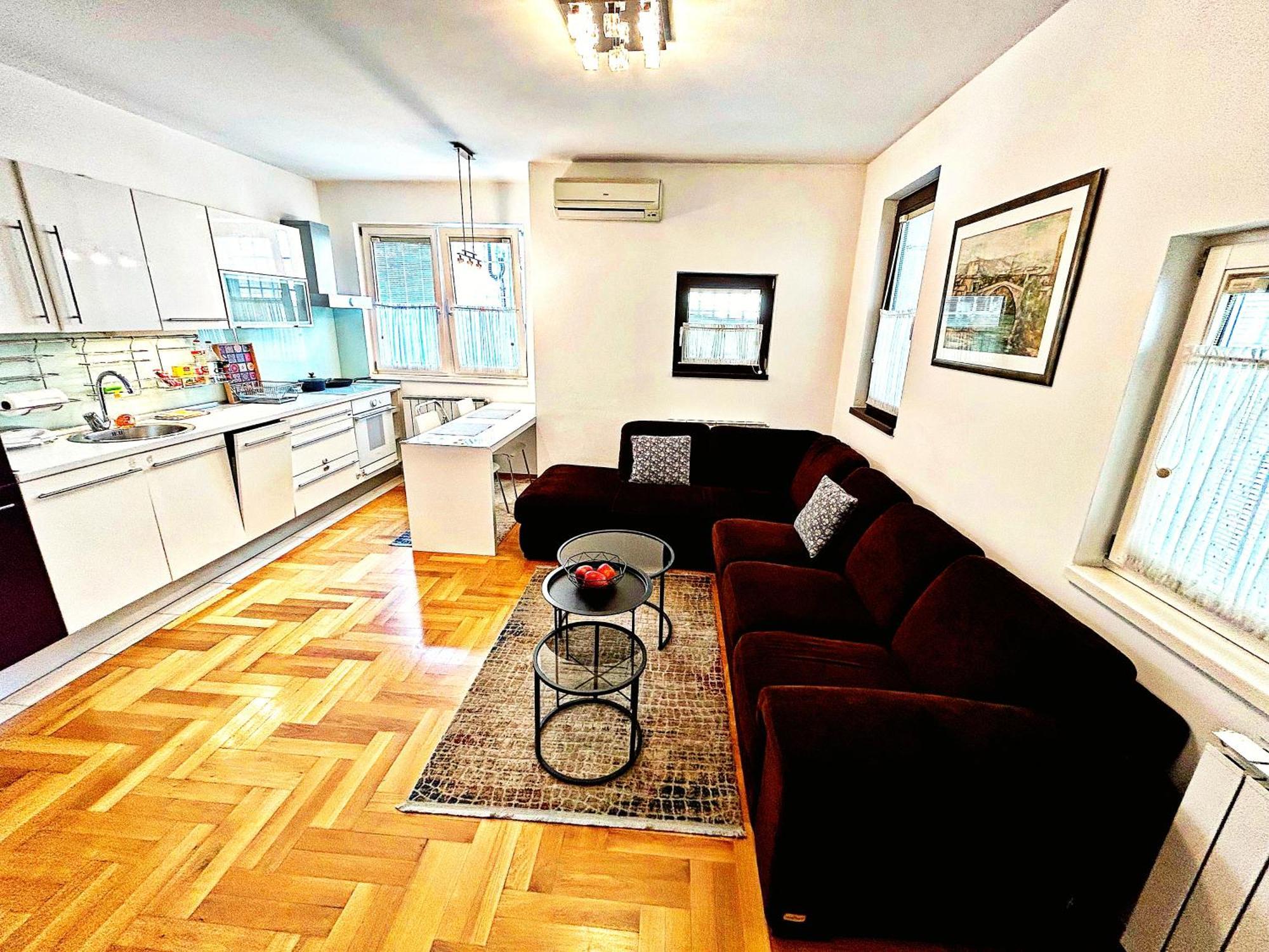 Luxapart Basca Old City Centar Free Parking ซาราเยโว ภายนอก รูปภาพ